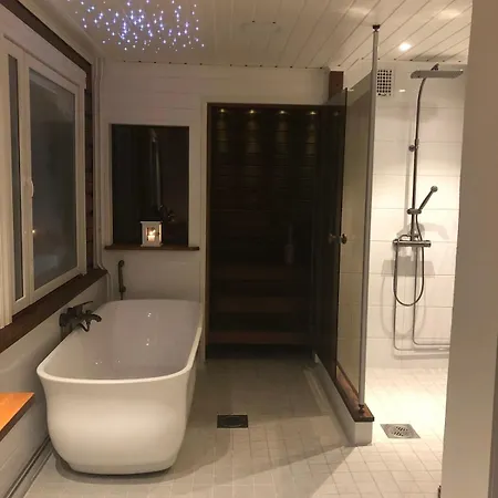 Villa Hirvikari Rovaniemi *